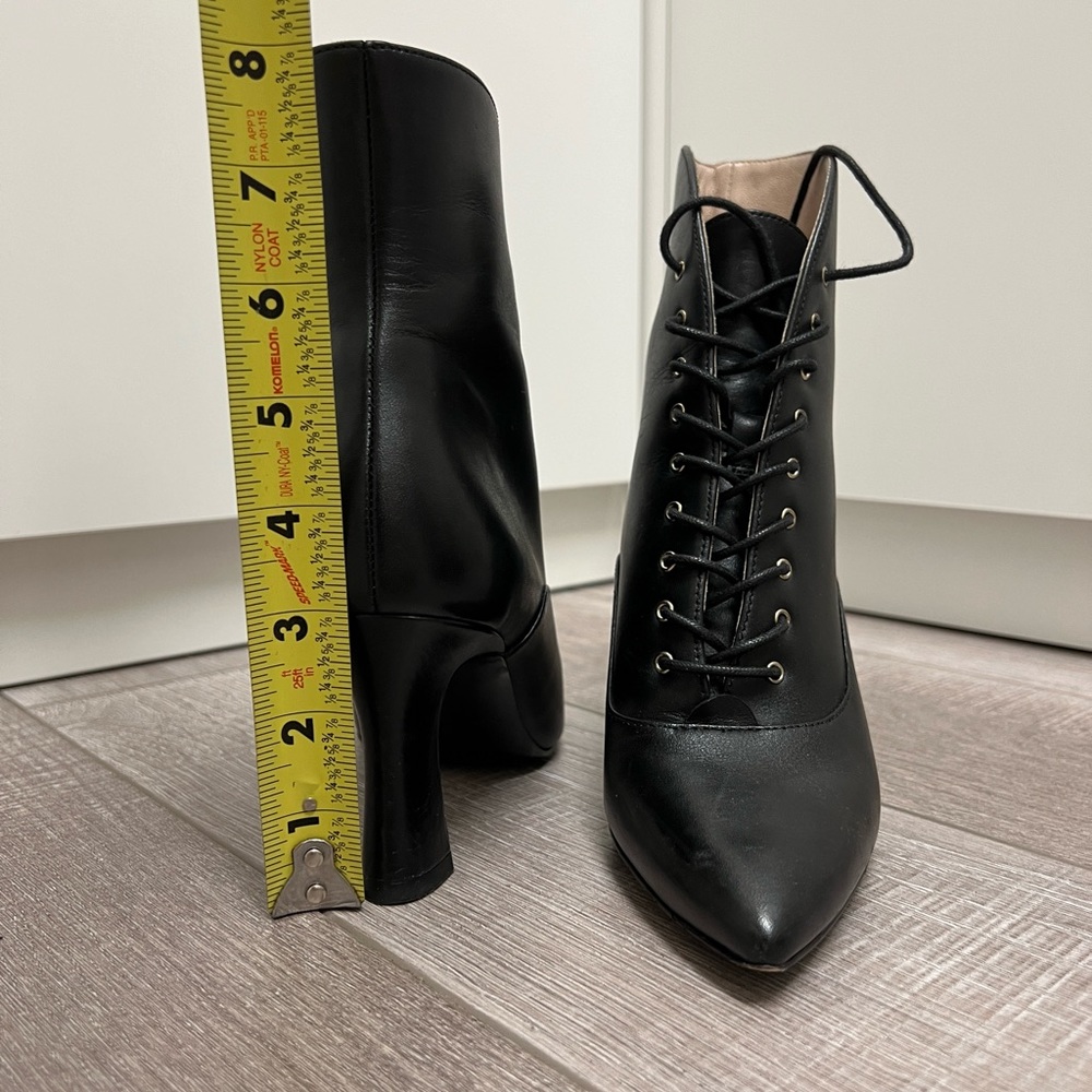 Nine West black leather lace up booties, pointed toe, women size 5 - Picture 5 of 12